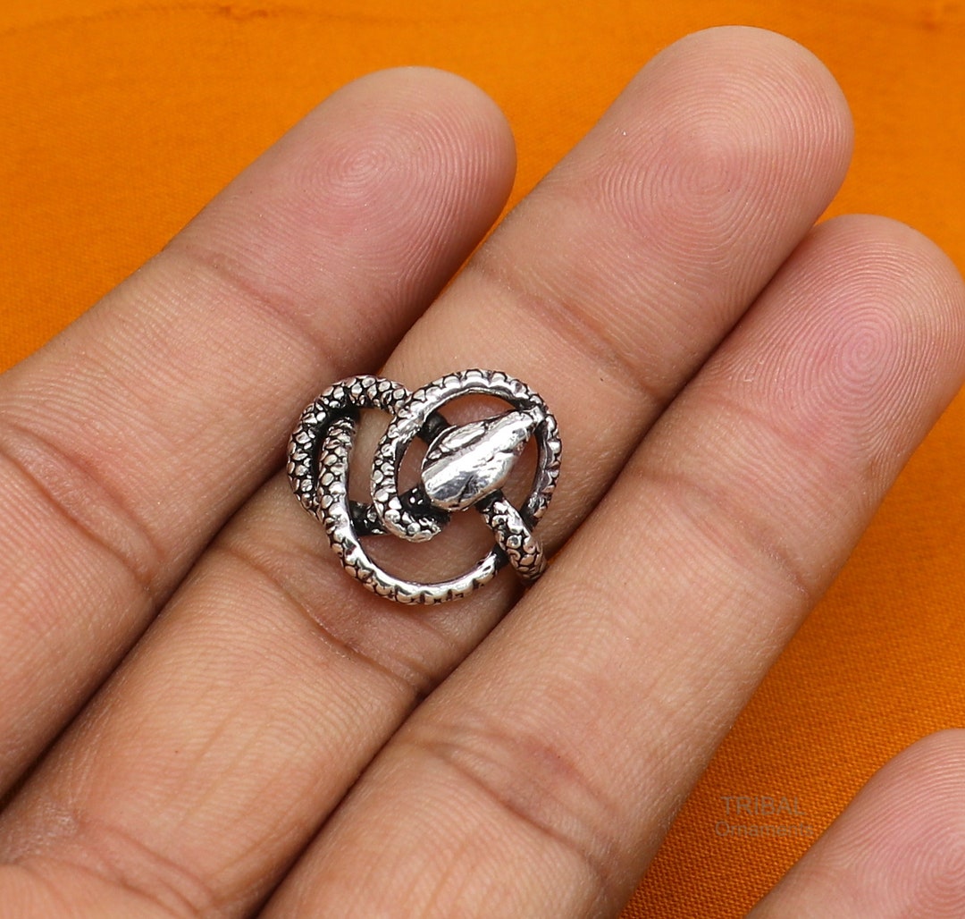 Earthworm Slim Crossover Ring - Peggy Skemp Jewelry
