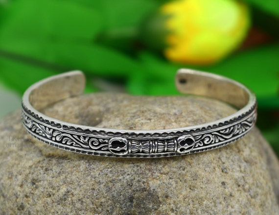 Buy Vintage Beautiful 800 Silver Handmade Screw Lock Cuff Bracelet. Online  in India - Etsy