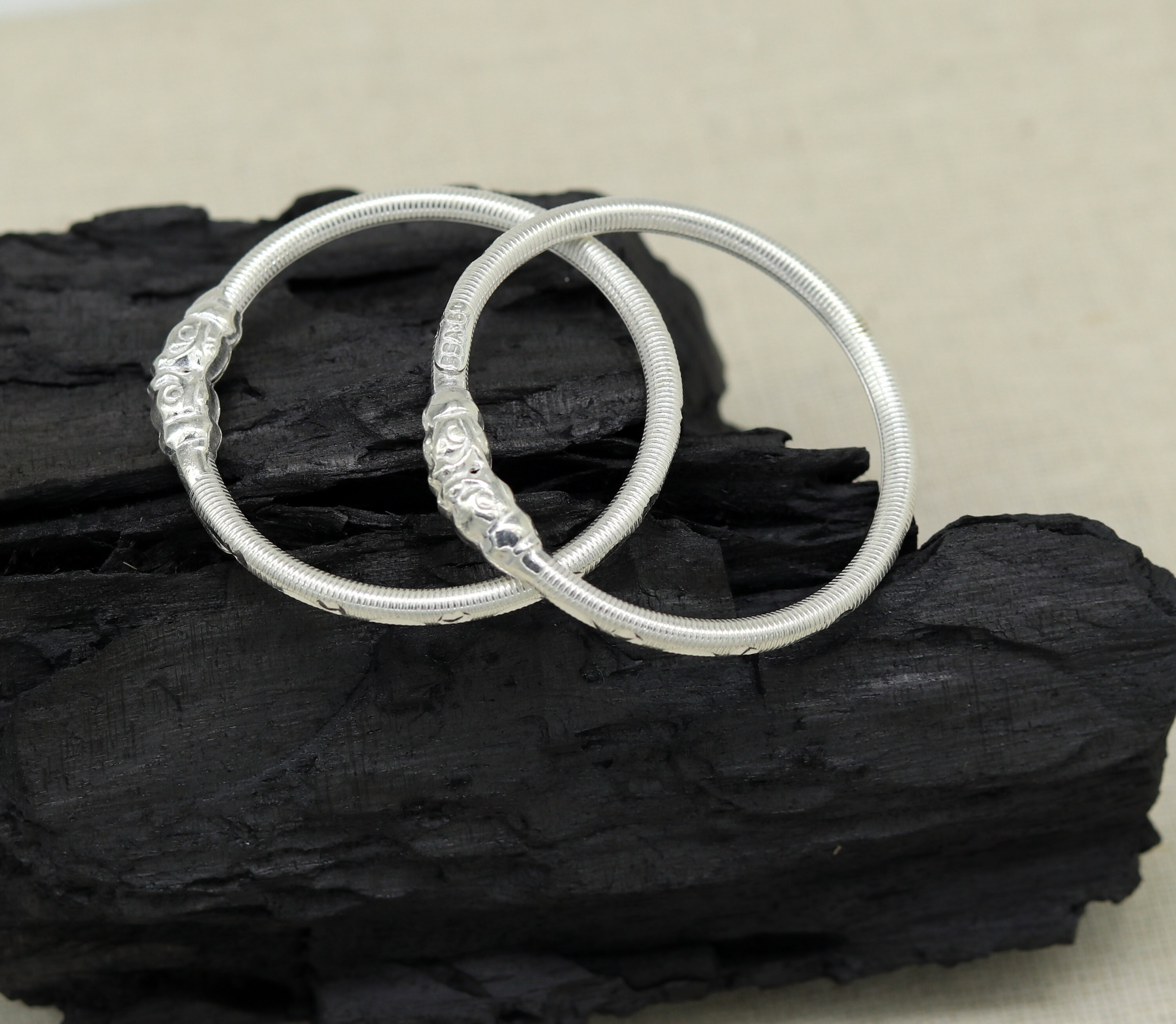 Vintage Design Handmade Crocodile Face Sterling Silver Bangle