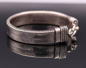 7.5 Inches Vintage Antique Design Handmade 925 Sterling