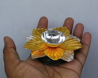 925 純銀製手作りのユニークな花のデザインオイルランプ、銀製の家庭用 