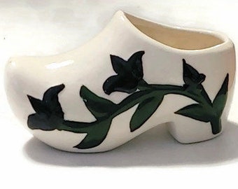 Ceramic Dutch Wooden Decorative Shoe In Nice Condition - Very Cute for use as a Planter for a Succulent