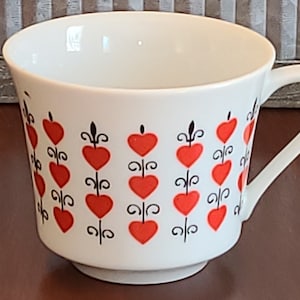 Vintage Red Heart & Fleur-de-Lis Coffee Mug - Retro 6oz Relpo Teacup for Valentine&#39;s Day Gift