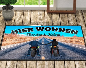 Tapis de pied personnalisé pour les motocyclistes - Un cadeau pour tous les motards, personnalisé, personnalisable avec coiffure, vêtements, nom