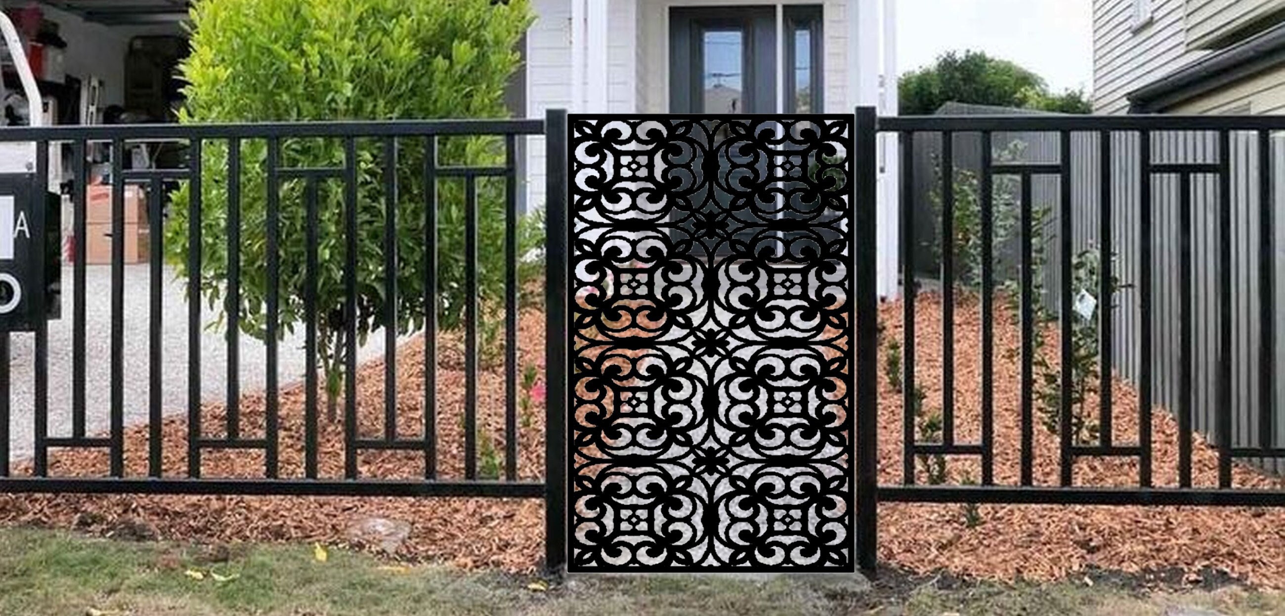 Modern Elegant Steel Gate | Contemporary Minimalist Entryway