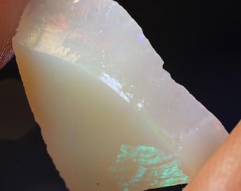 3.66 Carats Coober Pedy White Rough