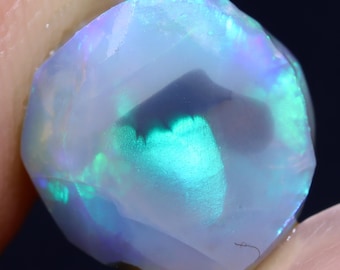 4,00 karaat Lightning Ridge Dark Opal Rough