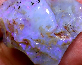 21.47 Karat Lightning Ridge Kristallopal Rough