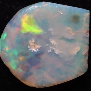 3.50 carats Lightning Ridge Dark Crystal Opal Rough