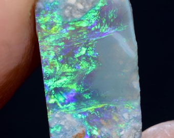 2,50 karaat Lightning Ridge Dark Opal Rough
