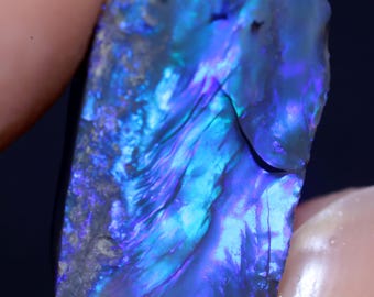 5,20 karaat Lightning Ridge Dark Opal Rough