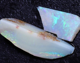 9.77 carats Mintabie Opal Rough Parcel