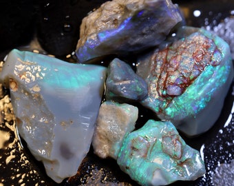 Emballage brut Lightning Ridge, opale foncée, 19,50 carats