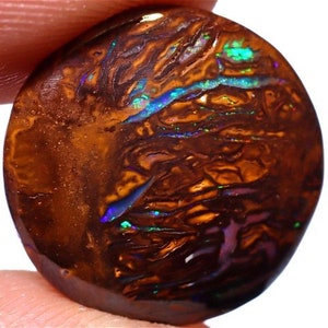 9.53 Carats Koroit Opal Cut Stone