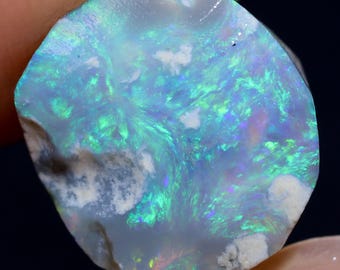 4,15 karaat Lightning Ridge Dark Opal Rough