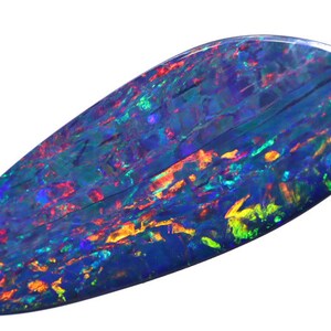 6.84 carats Opal Doublet Stone