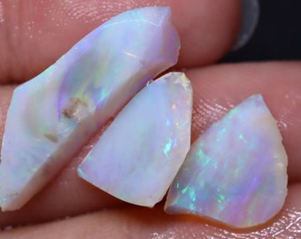 9.39 carats Mintabie Opal Rough Parcel