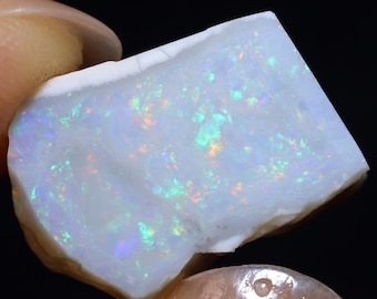 8,65 karaat Lightning Ridge Dark Opal Rough