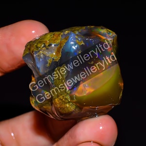 Ethiopian Welo Opal Rough: Natural Gemstone for Jewelry Making (31X29X23 mm, 112 Ct.)