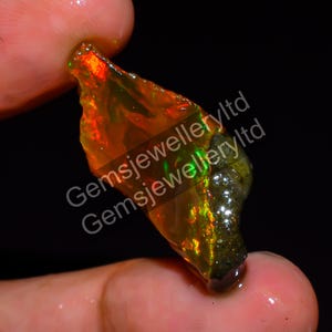 Ethiopian Welo Fire Opal Rough: Natural Loose Gemstone (29X16X13 mm, 20 Ct.)