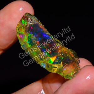 Ethiopian Welo Fire Opal Rough: Natural Gemstone for Jewelry Making (30X16X12 mm, 29 Ct.)