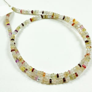 Zafiro. Cuentas redondas lisas de zafiro multicolor natural, tamaño de 3 mm a 3,5 mm, 40 cm (16 pulgadas). Ideales para fabricantes y diseñadores de joyería.