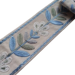 カーテントリム 青い花柄 ドレープ用 1ヤードあたり 2 1/2 インチ 60 mm 刺繍入り葉っぱ 布 装飾リボン 縁取りテープ トリミング