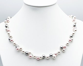 Necklace in pearlescent crystal pearls Swarovski pink light gray white and clasp in silver 925