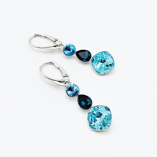 Boucles d'oreilles pierres en cristal Swarovski bleues sur dormeuses en argent 925