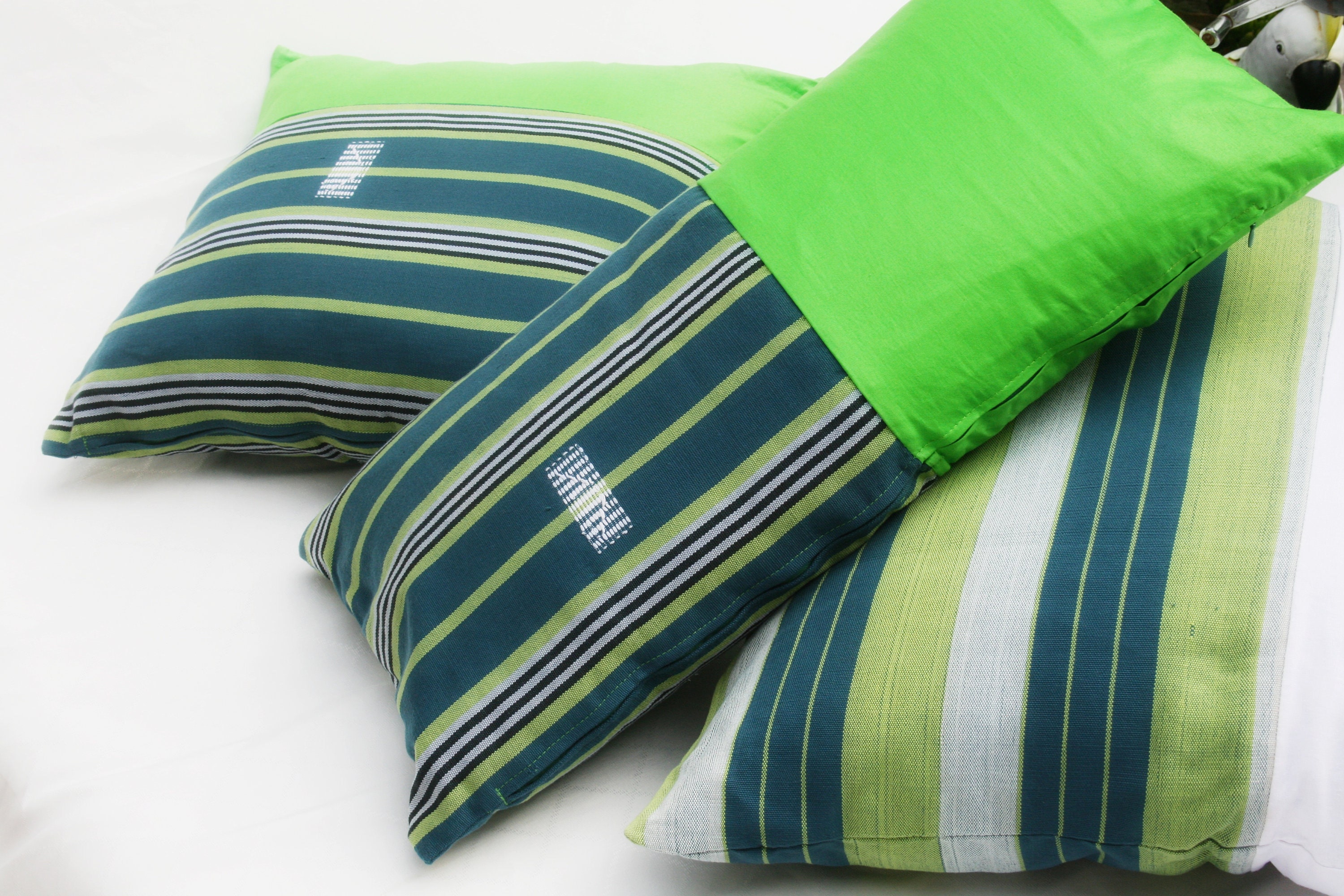 Housses de Coussins en Pagne Tissé Vert