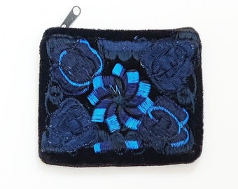Mexican coin purse, embroidered coin purse, Mexican coin saver.