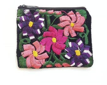 Mexican coin purse, embroidered coin purse, Mexican coin saver, small bag.