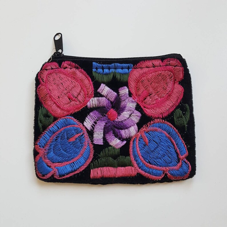 Mexican coin purse embroidered coin purse Mexican coin saver.