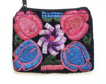 Mexican coin purse, embroidered coin purse, Mexican coin saver.