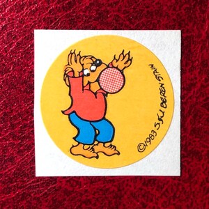 Vintage Berenstain Bears 80s Matte Scratch and sniff Sticker -Bubble Gum-Great Scent!!