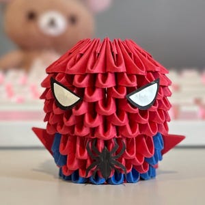 3D Origami Paper Figure Spiderman Czerwony
