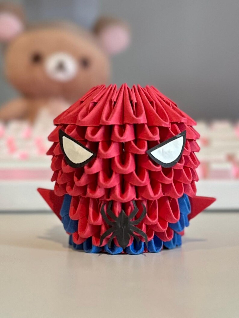 3D Origami Paper Figure Spiderman Czerwony