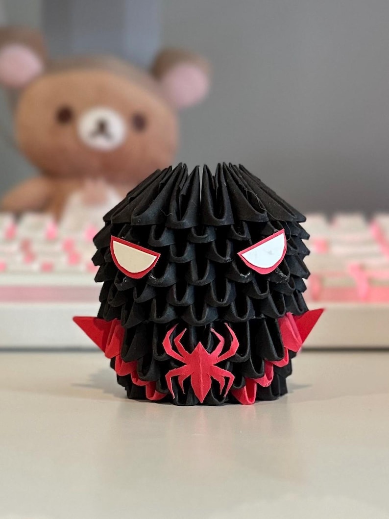 3D Origami Paper Figure Spiderman Czarny
