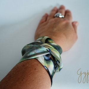 Green Abstract Twist Wrist Cuff Wrist Band Fashion accessory Women Teens Wrist Tattoo Cover Up Wrap Bracelet Fabric Jewellery Scar Cover