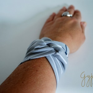 Grey Bird Twist Wrist Cuff Wrist Band Fashion accessory Women Teens Wrist Tattoo Cover Up Wrap Bracelet Fabric Jewellery Scar Cover