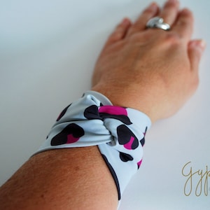 Shiny Pink Tiger Print Twist Wrist Cuff Wrist Band Fashion accessory Women Teens Wrist Tattoo Cover Up Fabric Jewellery Scar Cover