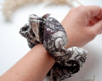 Night Falls Scrunchy, GRANDE laço de cabelo grosso, laço elástico, suporte de coque bagunçado, laço de rabo de cavalo, acessório de cabelo feminino e feminino, capa de tatuagem de pulso