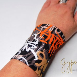 Black Graffiti Wrist Cuff Black Jersey Wrist Band Fashion accessory Women Teens Wrist Tattoo Cover Wrap Bracelet Fabric Jewellery