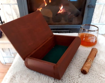 Rustic Cigar Box, Groomsmen Cigar Box, Best Man Gift, Wooden Cigar Box, Wood Gift Box, Groomsman Gift Box, Vintage Box, Wedding Party Box