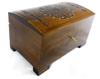 Large wooden brown box 25x15x14 cm, chest, coffer,  jewelry box, ocean box, make up box, handcarved box, keepsake box, lockable box, casket