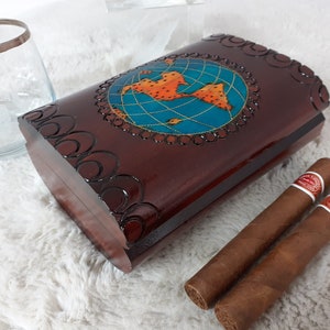 decorative elegant wooden cigar box for small cigars up to 5.3 inches, groomsman cigar box, best man gift, wood gift box, groomsman gift box