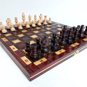 medium 35 cm dark brown new hand crafted wooden chess set, hand burned chessboard, wooden hand carved pieces, family games