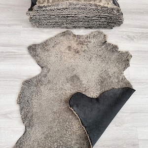 Genuine sheepskin.Australian Sheepskin Rug, jacket fur,Curly Sheepskin,Short Fur Shearing Sheepskin,Chair Cover,upholstery sheepskin