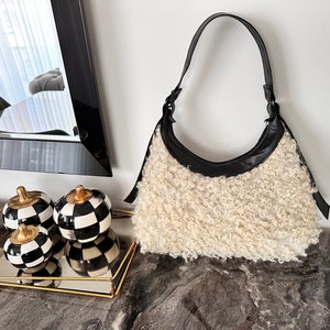 Gotland Sheepskin bag,Classic Leather Tote Everyday use bag,Student Bag,Personalized Leather Shoulder Bag, Mother&#39;s Day Gift, christmas gift