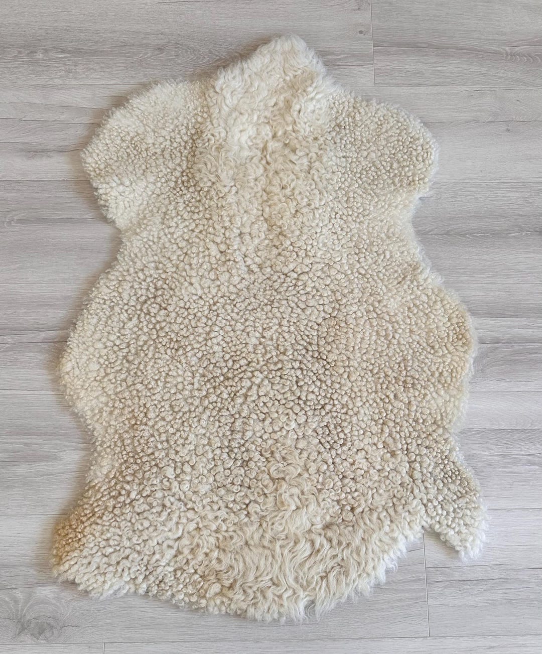 Natural Gotland Curly Sheepskin Rug, Genuine White Wool Throw, Sofa ...